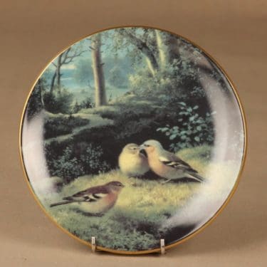 Arabia Pikkulintuja seinälautanen, Maisema ja Peipposia, suunnittelija von Wright, Maisema ja Peipposia, lintu, serikuva, Peipponen