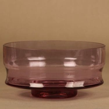 Riihimäen lasi Erkki tarjoilumalja, Erkki, suunnittelija Erkkitapio Siiroinen, Erkki