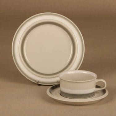 Arabia Salla tea cup and plates (2) designer Raija Uosikkinen