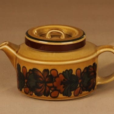 Arabia Otso tea pot with tea strainer designer Raija Uosikkinen