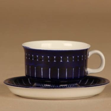 Arabia Valencia mokkakuppi, käsinmaalattu, suunnittelija Ulla Procope, käsinmaalattu, 1 dl, signeerattu