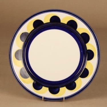 Arabia Paju lautanen, 26 cm, suunnittelija Anja Jaatinen-Winquist, 26 cm, käsinmaalattu, signeerattu