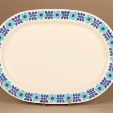 Arabia Ahmet tarjoiluvati, soikea, suunnittelija Raija Uosikkinen, soikea, kukka