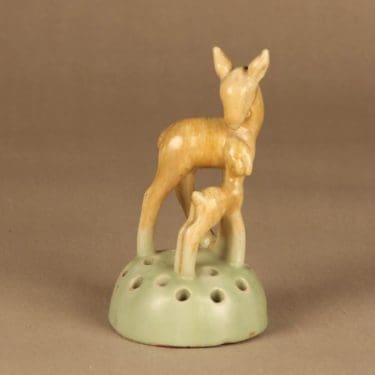 Kupittaan savi figuuri, Bambi, suunnittelija Svante Turunen, Bambi, kukkapidike