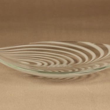 Kumela malja, signeerattu, suunnittelija Maija Carlson, signeerattu