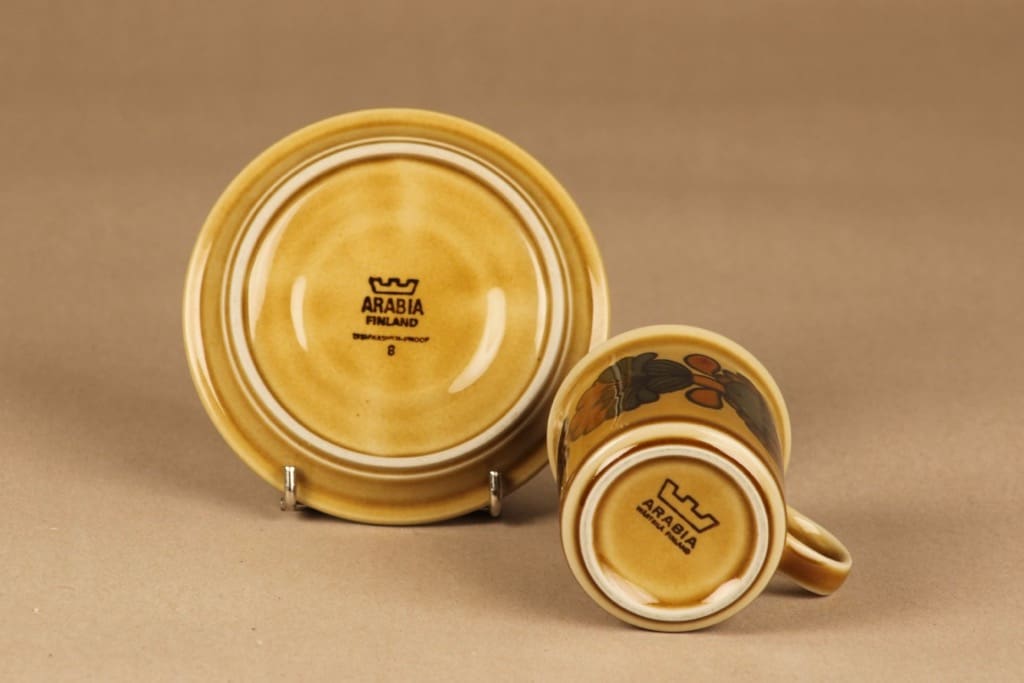 Arabia Otso kahvikuppi, ruskea, suunnittelija Raija Uosikkinen, kuva 3