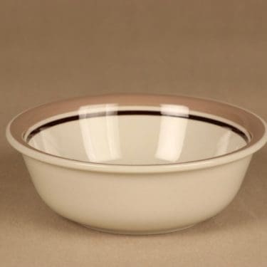 Arabia Koralli bowl designer Raija Uosikkinen