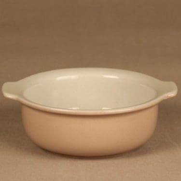 Arabia Koralli breakfast bowl designer Raija Uosikkinen,