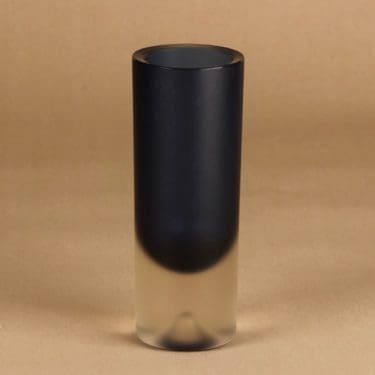 Iittala Lappi maljakko, matta, suunnittelija Erkki Vesanto, matta, signeerattu