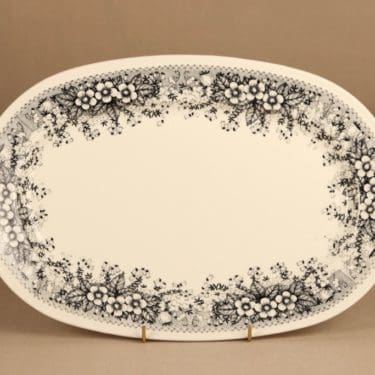 Arabia Talvikki tarjoiluvati, musta, valkoinen, suunnittelija Raija Uosikkinen,