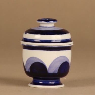 Arabia Paju bonbonnier, käsinmaalattu, suunnittelija Anja Jaatinen-Winquist, käsinmaalattu, signeerattu