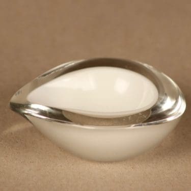 Nuutajärvi Kastanja taide-esine, signeerattu, suunnittelija Kaj Franck, signeerattu