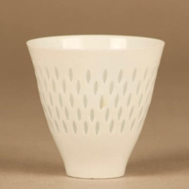 Arabia riisiposliini pikari, signeerattu, suunnittelija Friedl Holzer-Kjellberg, signeerattu