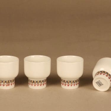 Arabia snapsilasi, suunnittelija Andreas Alariesto,