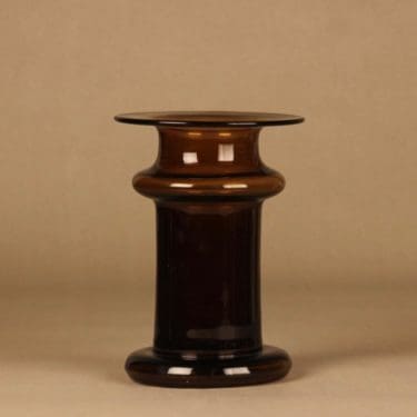 Nuutajärvi 2733 Novitas vase, signed designer Timo Sarpaneva