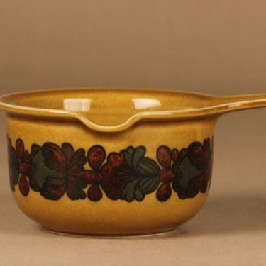 Arabia Otso sauce jug designer Raija Uosikkinen