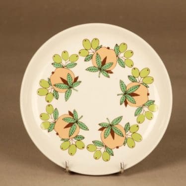 Arabia Eden plate designer Raija Uosikkinen 