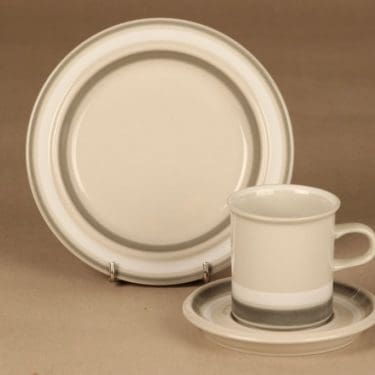 Arabia Salla coffee cup and plates(2) designer Raija Uosikkinen