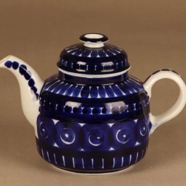 Arabia Valencia kahvikaadin, käsinmaalattu, suunnittelija Ulla Procope, käsinmaalattu, signeerattu