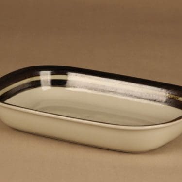 Arabia Karelia uunivuoka, raitakoriste, suunnittelija Anja Jaatinen-Winquist, raitakoriste