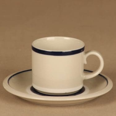 Arabia Ahti kahvikuppi, raitakoriste, suunnittelija , raitakoriste