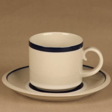 Arabia Ahti kahvikuppi, raitakoriste, suunnittelija , raitakoriste