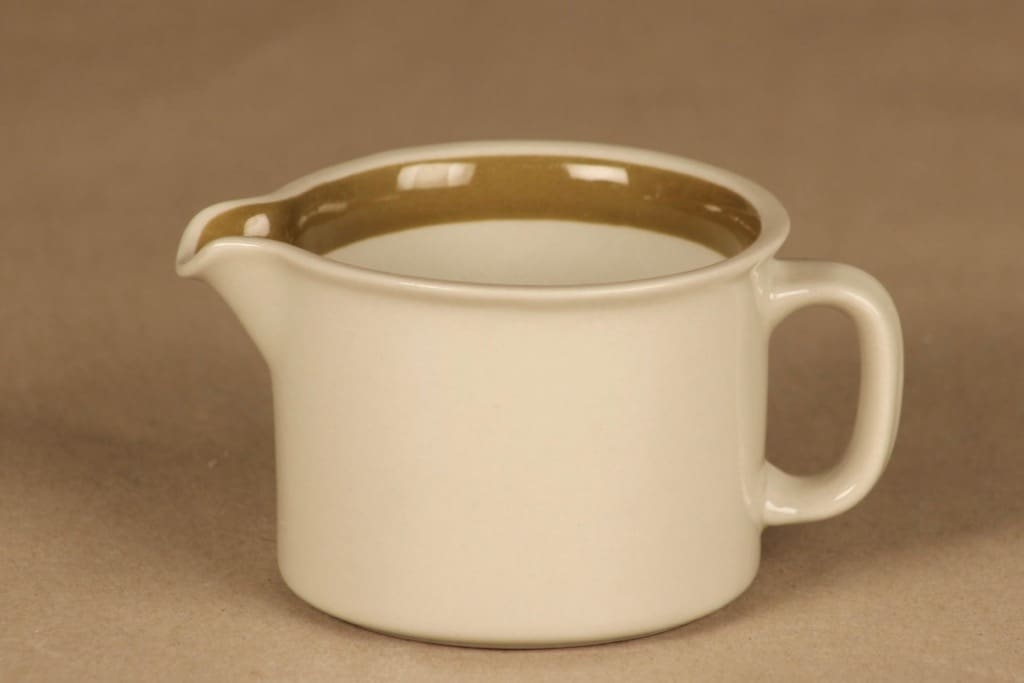 Arabia Oliivi kermakko, raitakoriste, suunnittelija Olga Osol, raitakoriste