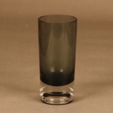 Nuutajärvi KF 267 vase, signed designer Kaj Franck