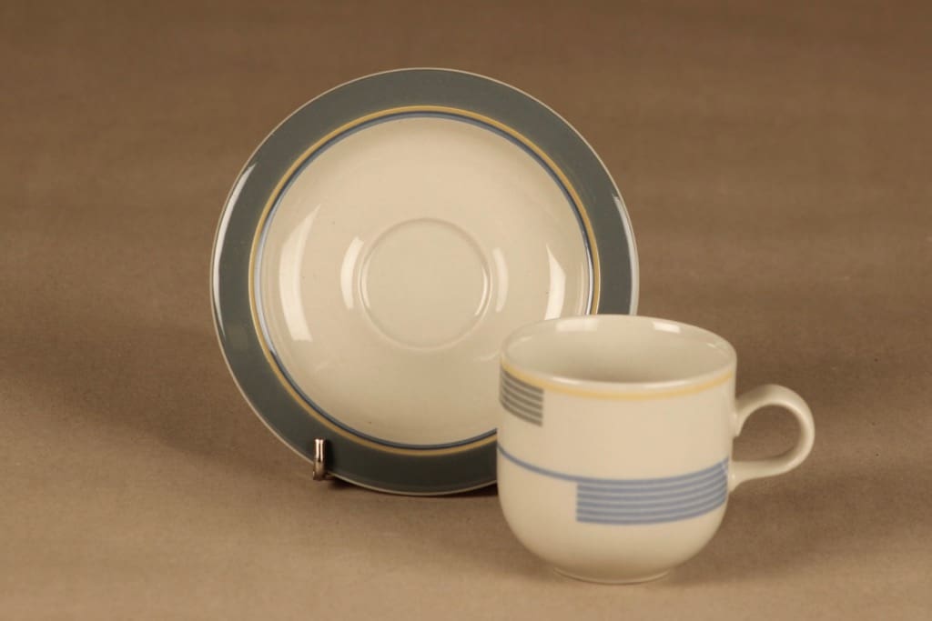 Arabia KR kahvikuppi, 15 cl, suunnittelija Kati Tuominen-Niittylä, 15 cl, raita, moderni kuva 2