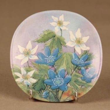 Arabia seinälautanen, Vuokot, suunnittelija Toivo G. Utriainen, Vuokot, kukka, serikuva