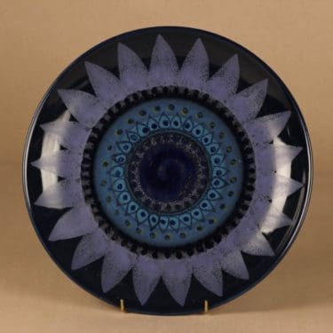 Arabia Kuutamo tarjoilulautanen, käsinmaalattu, suunnittelija Hilkka-Liisa Ahola, käsinmaalattu, signeerattu