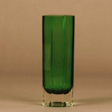 Nuutajärvi Pultti vase designer Kaj Franck