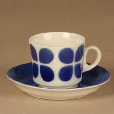 Arabia BR kahvikuppi, puhalluskoriste, suunnittelija , puhalluskoriste