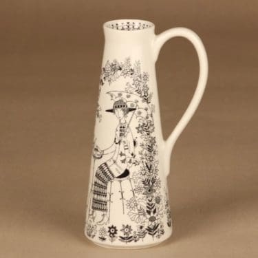 Arabia Emilia vase designer Raija Uosikkinen