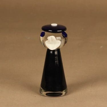 Kumela figuuri, Lättähattu, suunnittelija Armando Jacobino, Lättähattu, signeerattu kuva