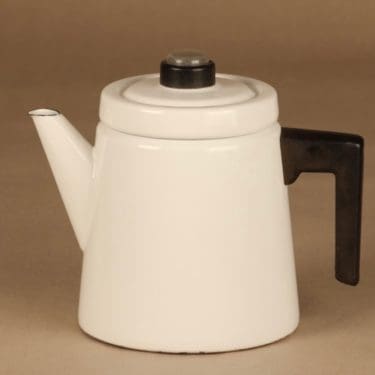 Finel Pehtoori kahvipannu, 2 l, suunnittelija Antti Nurmesniemi, 2 l