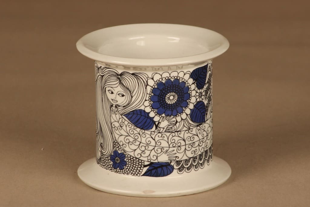 Arabia Pastoraali vase designer Esteri Tomula