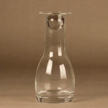 Nuutajärvi 1563 karahvi, 75 cl, suunnittelija Oiva Toikka, 75 cl