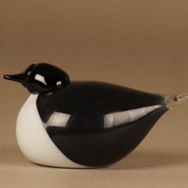 Nuutajärvi lintu , Koskikara, suunnittelija Oiva Toikka, Koskikara, signeerattu