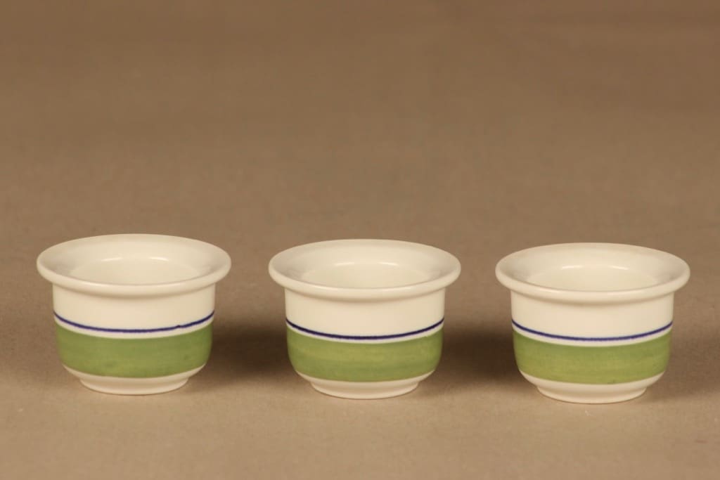 Arabia Krokus munakuppi, raitakoriste, 3 kpl, suunnittelija Esteri Tomula, raitakoriste