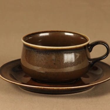Arabia Romeo teekuppi, ruskea, suunnittelija Anja Jaatinen-Winquist,