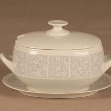 Arabia Pitsi sauce bowl and plate designer Raija Uosikkinen