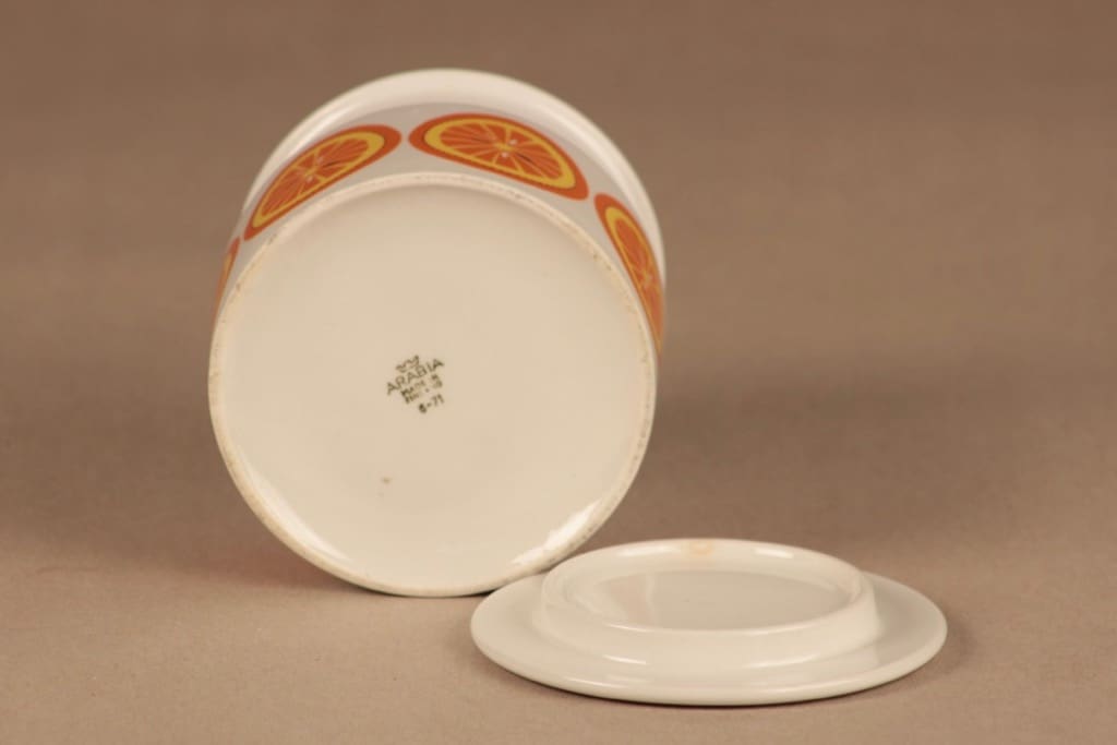 Arabia Pomona Appelsiini purkki, Appelsiini, suunnittelija Raija Uosikkinen, Appelsiini, hedelmä, serikuva kuva 3