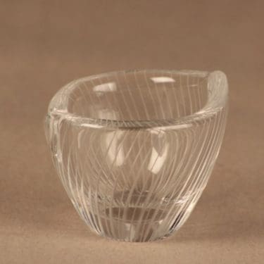 Iittala 3550 taide-esine, viivahiottu, suunnittelija Tapio Wirkkala, viivahiottu