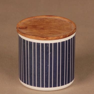 Finel Mari purkki, puukannella, suunnittelija Seppo Mallat, puukannella, raita, viiva