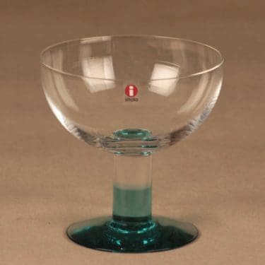 Nuutajärvi Mondo dessert bowl, green designer Kerttu Nurminen,