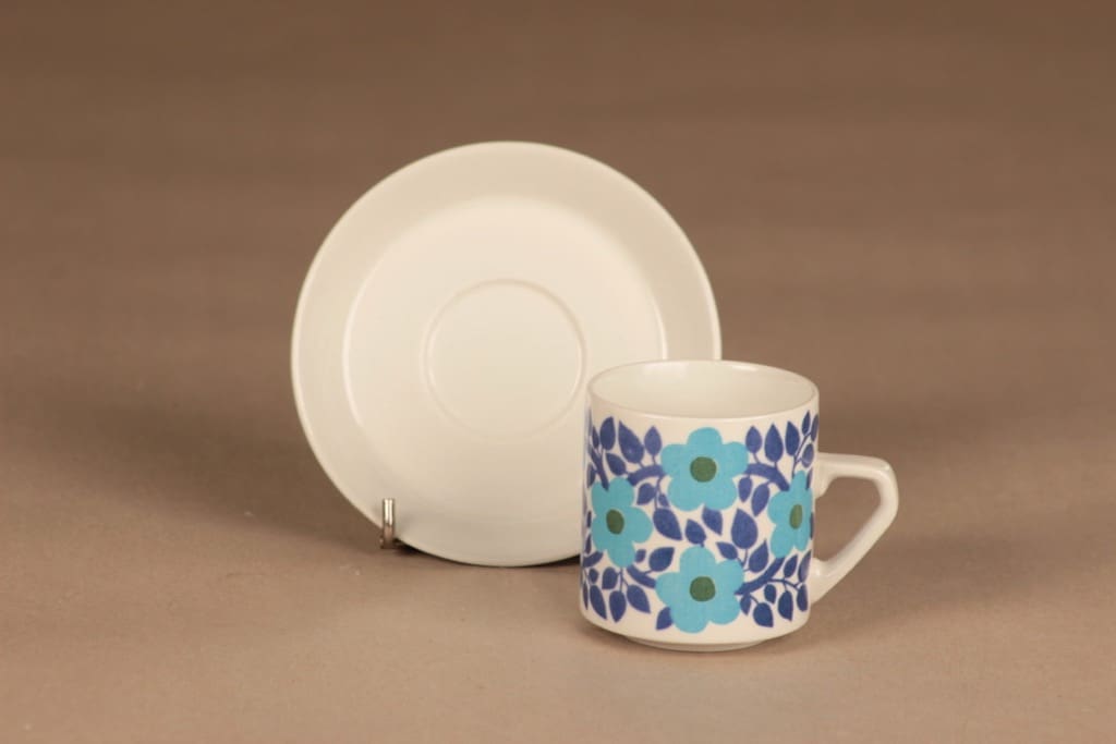 Arabia Ahmet coffee cup designer Raija Uosikkinen 2