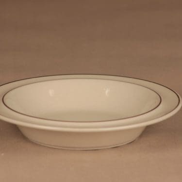 Arabia Fennica lautanen, syvä, suunnittelija Richard Lindh, syvä, raitakoriste