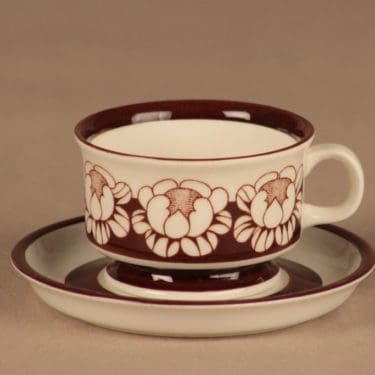 Arabia Katrilli mokkakuppi, ruskea, suunnittelija Esteri Tomula, kukka, serikuva