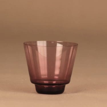 Iittala i-106 lasi, lila, suunnittelija Timo Sarpaneva,